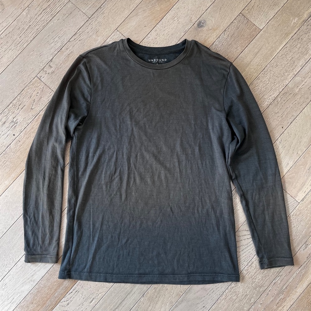 Unbound Merino Shirt Long Sleeve Men's Small 100% Merino Wool Baselayer Green